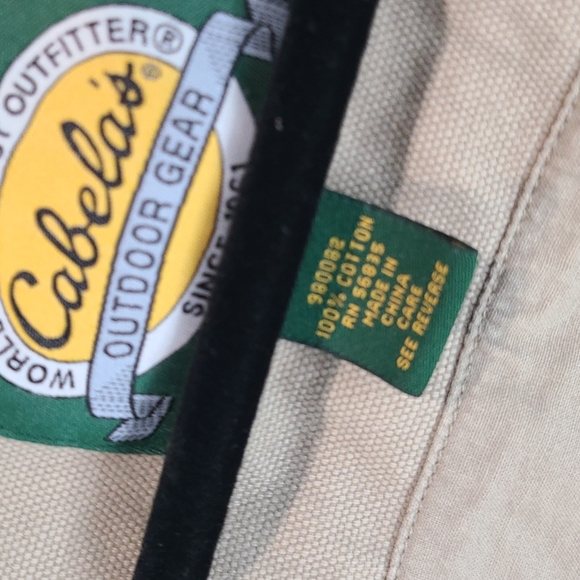 Cabelas khaki field vest size XL - Picture 11 of 12
